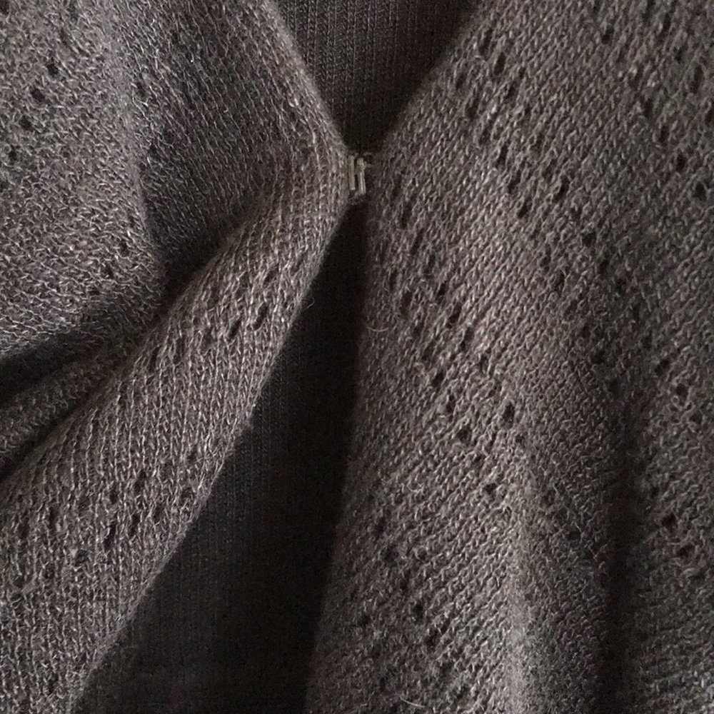Lauren Ralph Lauren sweater. 100% Linen. Black. M - Picture 7 of 7